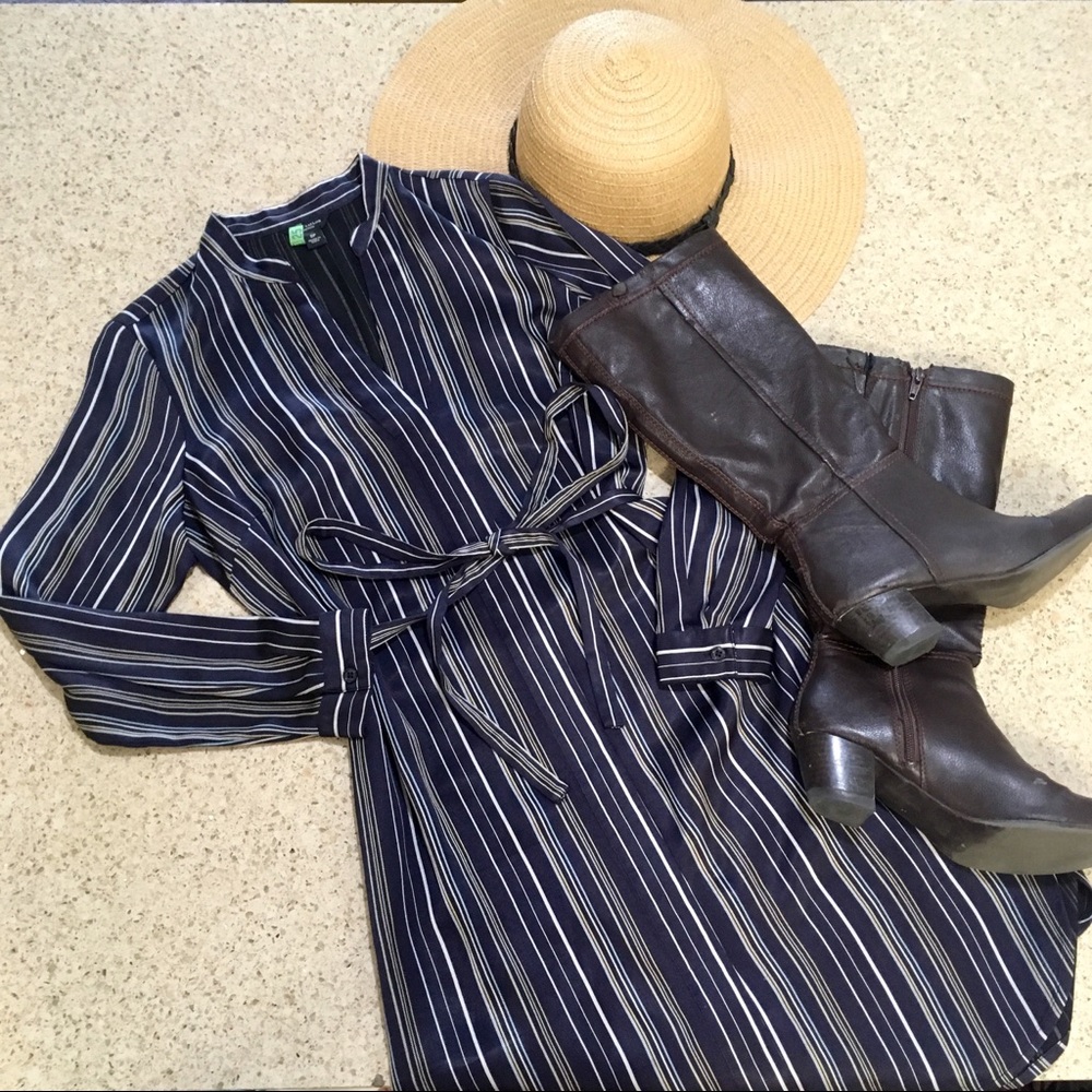 NWOT Ann Taylor striped belted shirt dress!